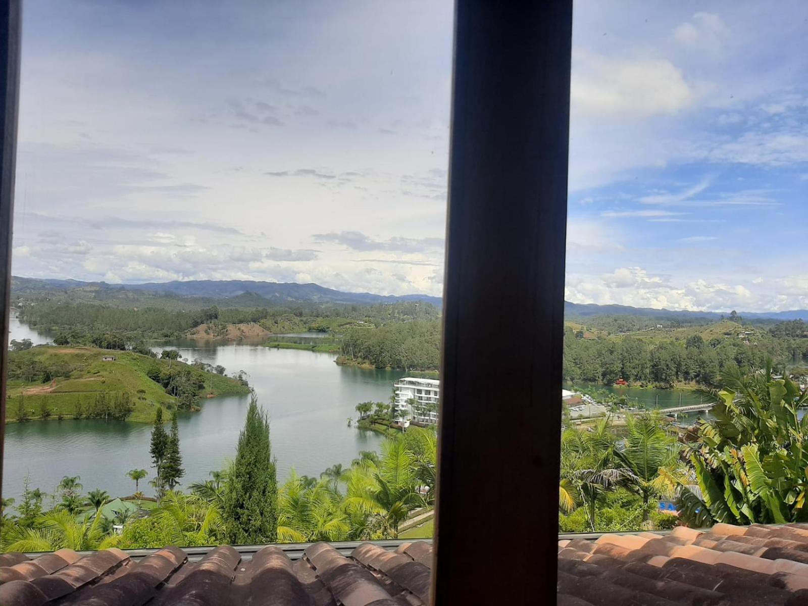 Hotel Zocalo Campestre Guatapé エクステリア 写真